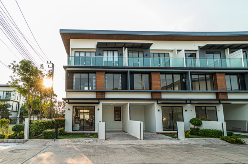 M9 Avenue Rama 2-Thakham