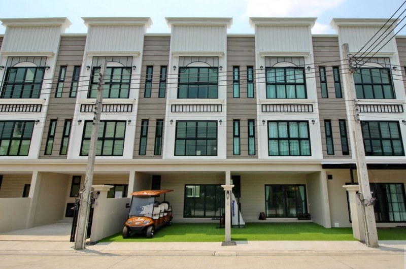 อิเธอร์นิตี้ ทาวน์ พริมโรส วัชรพล