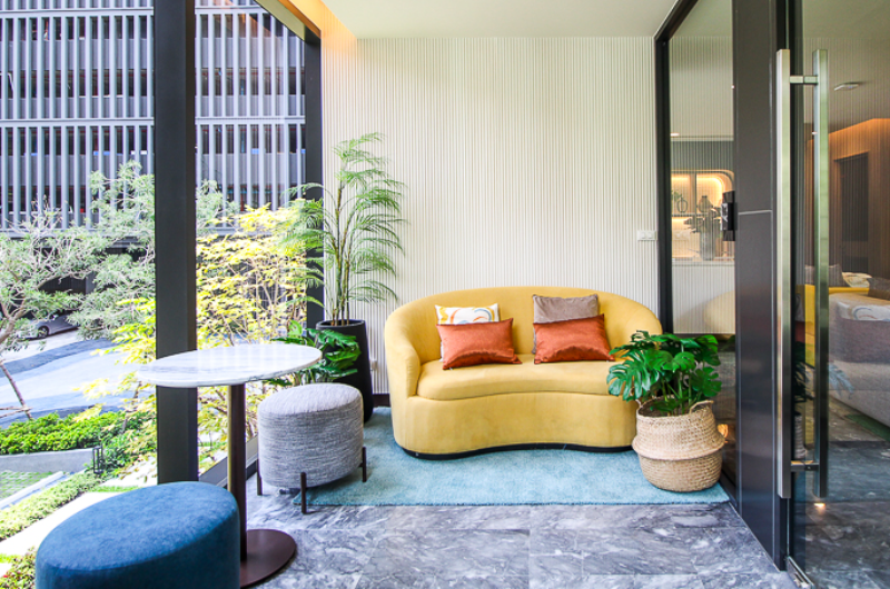 The Base Petchburi-Thonglor