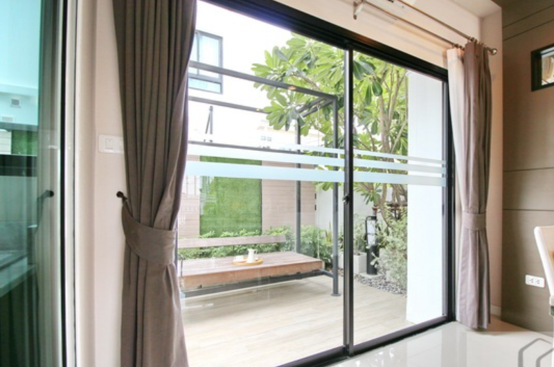 PATIO SRINAKARIN-RAMA 9