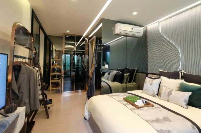 Life Sathorn Sierra