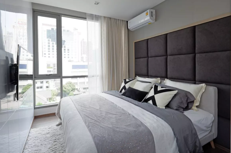 The Rich Ploenchit – Nana