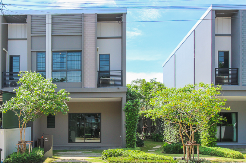 V Compound Bangna