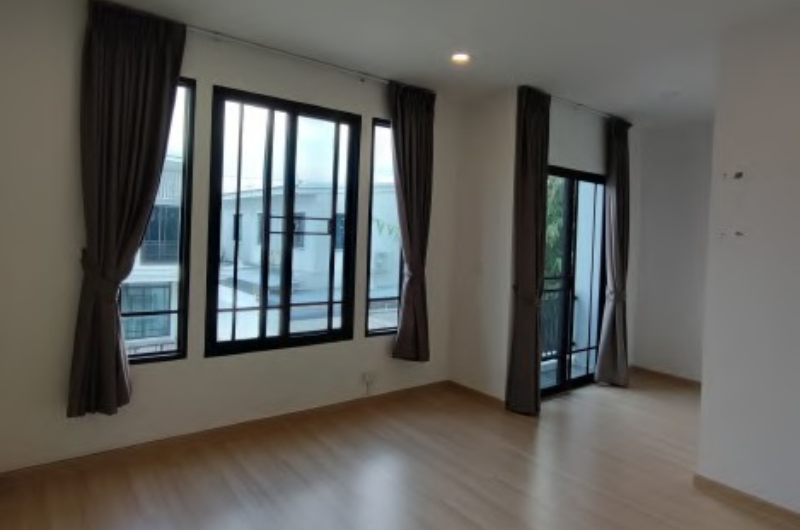 ยูนิโอ ทาวน์ สุขสวัสดิ์ 30