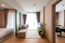 LLOYD Soonvijai-Thonglor